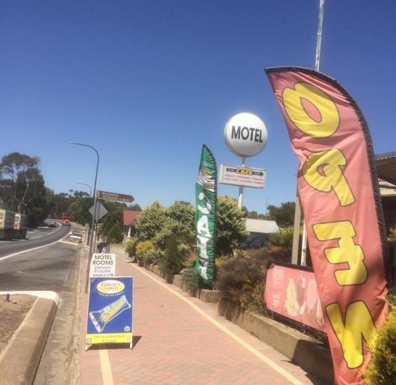 Truro Weighbridge Motel