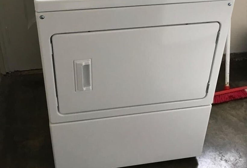 Young Budget Accommodation   Hostel