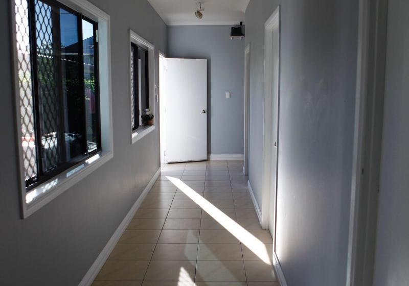 فندق صغير Happytourcairns Sharehouse