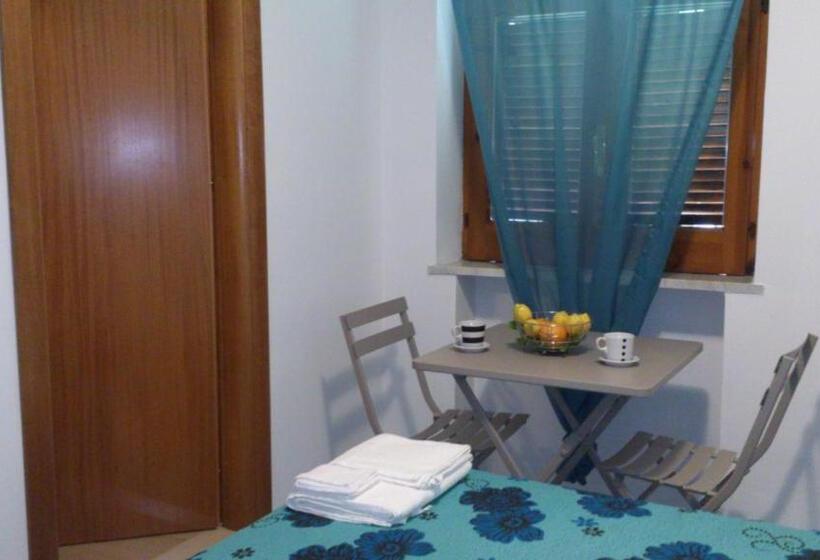 Bed and Breakfast Borgo Marinaro