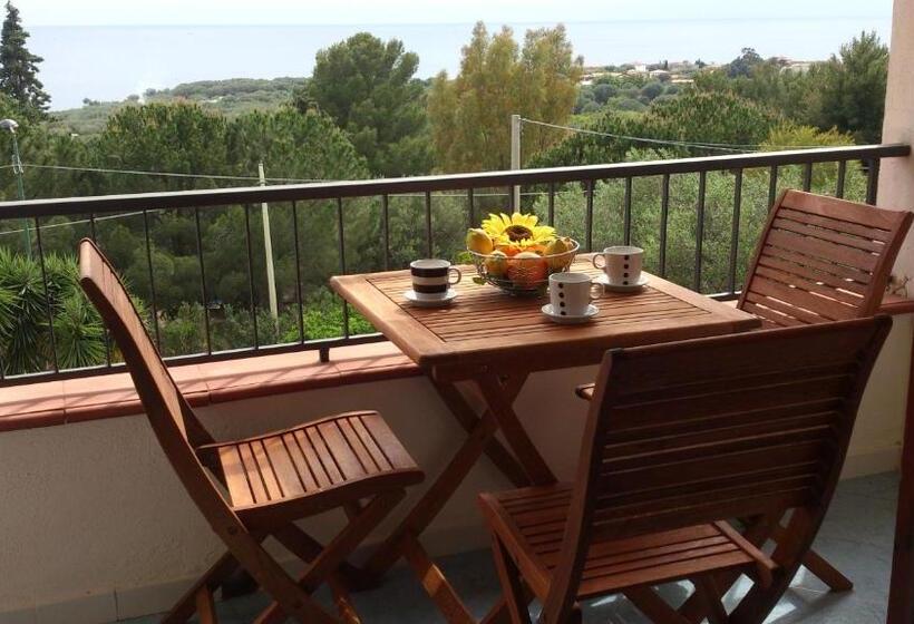 مبيت وإفطار Borgo Marinaro