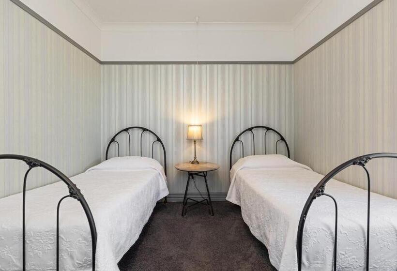 تختخواب و صبحانه Wagga Wagga Country Cottages