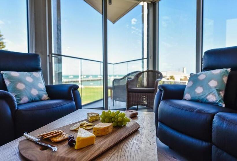 Bonnies Of Beachport