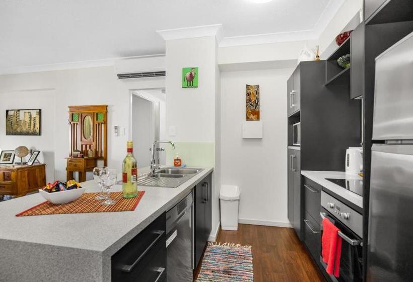 Executive Properties In North Ward Townsville And On Magnetic Island