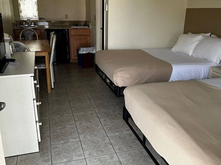 Condor Motel   Beach Block