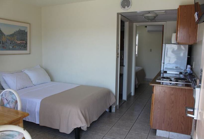 Condor Motel   Beach Block