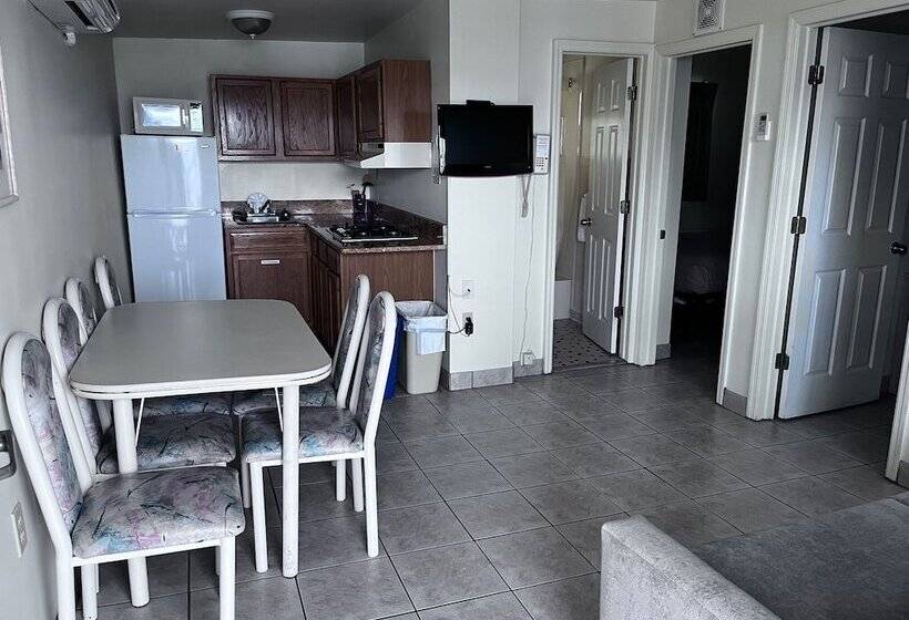 Condor Motel   Beach Block