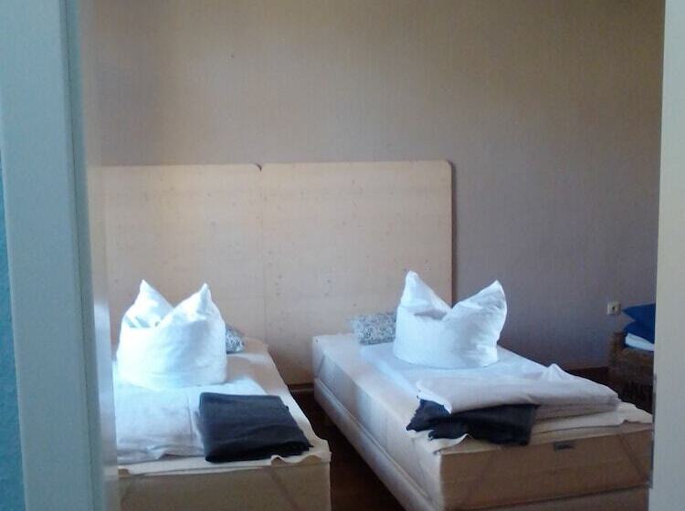 Gasthaus Und Pension Alter Hafen