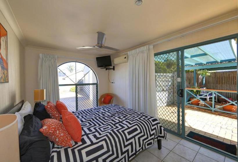 Golden Cane Bed & Breakfast