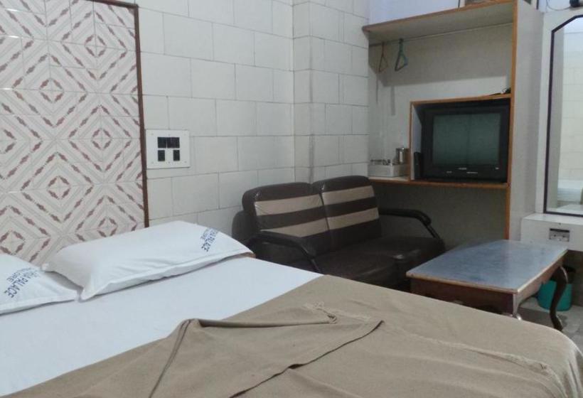 Отель Adarsha Palace