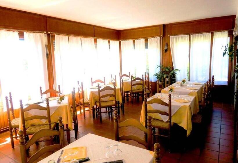 בית מלון כפרי Albergo Ristorante Canetta
