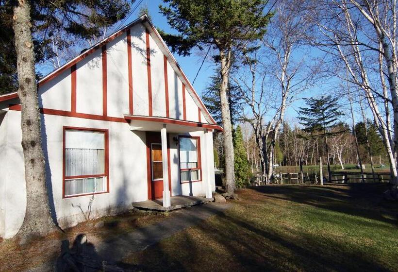 Отель Auberge La Coudriere Cool