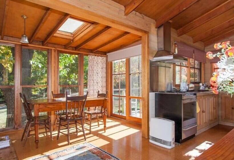 בית מלון כפרי Braeside Mount Macedon Country Retreat Bed And Breakfast
