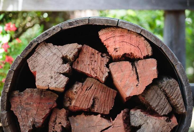 בית מלון כפרי Braeside Mount Macedon Country Retreat Bed And Breakfast