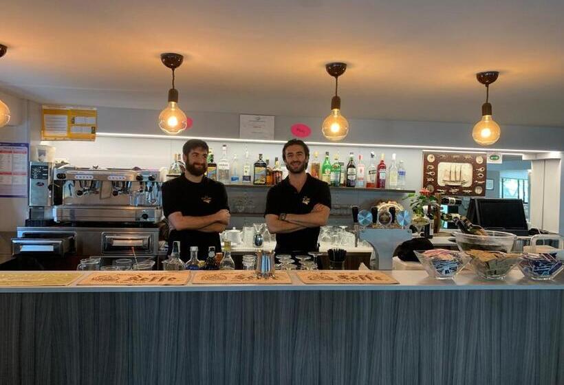 בית מלון כפרי Capri