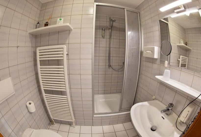 호텔 Deeke's Quellenhof