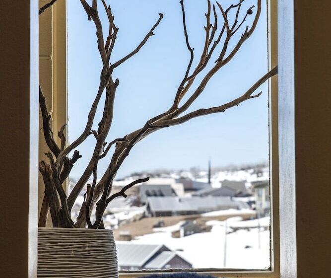 בית מלון כפרי Eiger Chalet