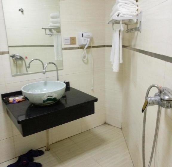 בית מלון כפרי Emeishan Jinmao