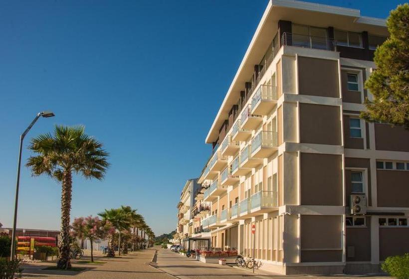 בית מלון כפרי Ideal