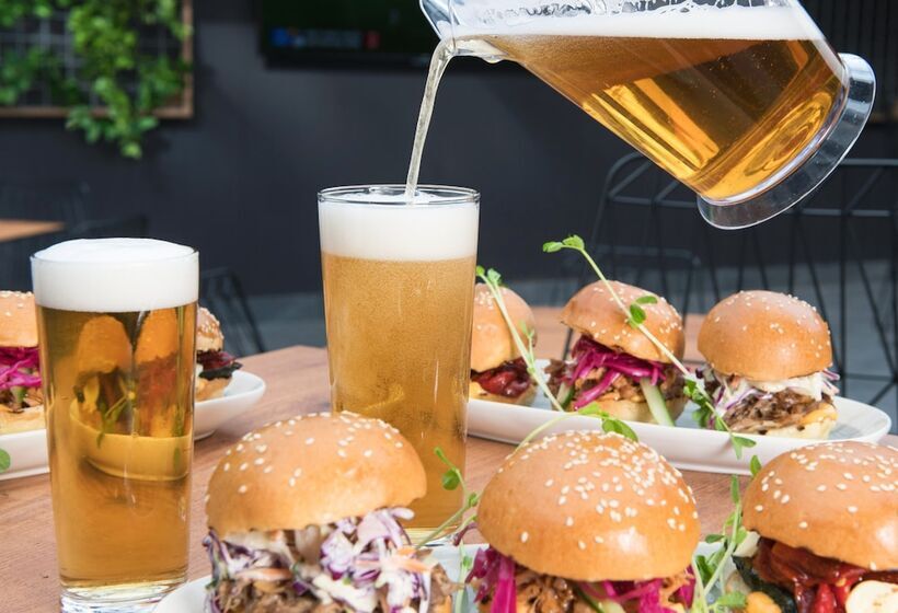 هتل Nightcap At Barkly