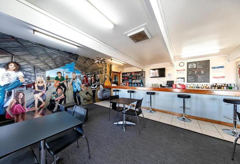 酒店 Nullarbor Roadhouse