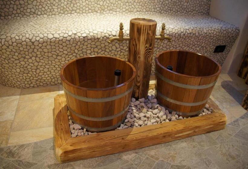 בית מלון כפרי Pension Odles