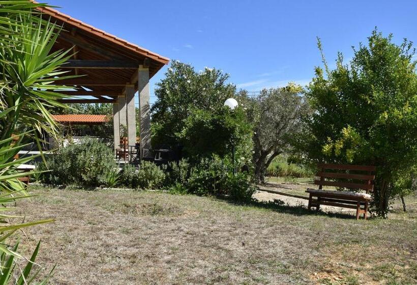 Отель Quinta Da Seixeda