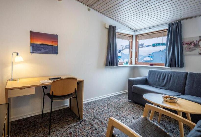 هتل Søma Aasiaat