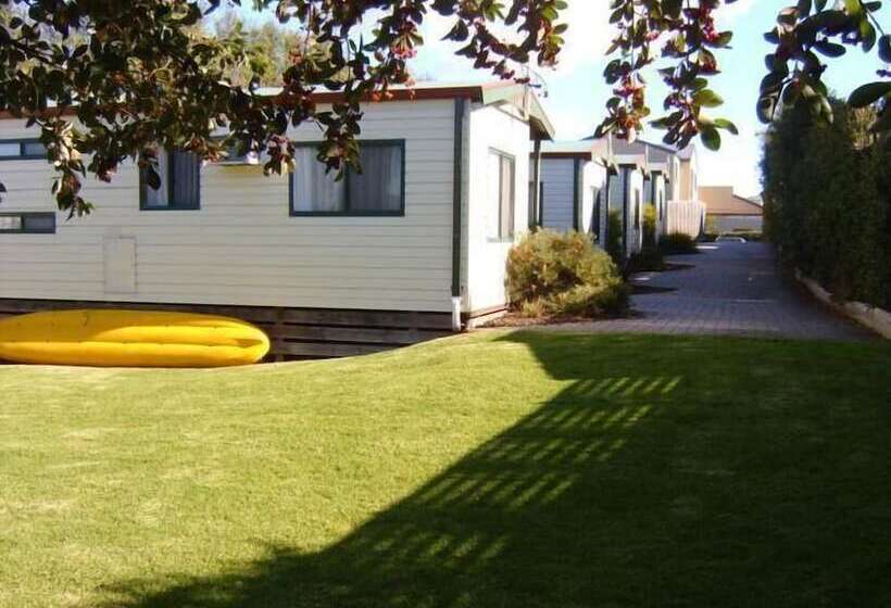 Inverloch Cabins & Apartments