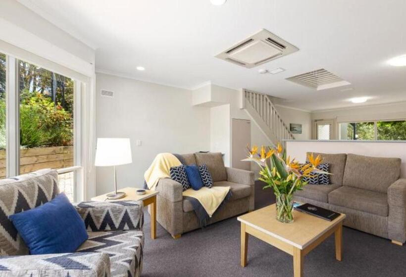 Island Breeze Resort