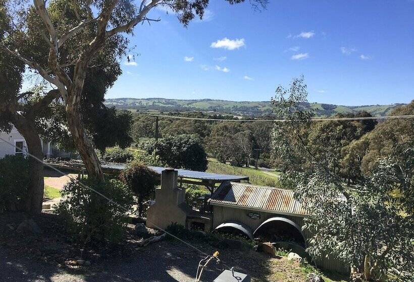 Karawatha Cottages B&b