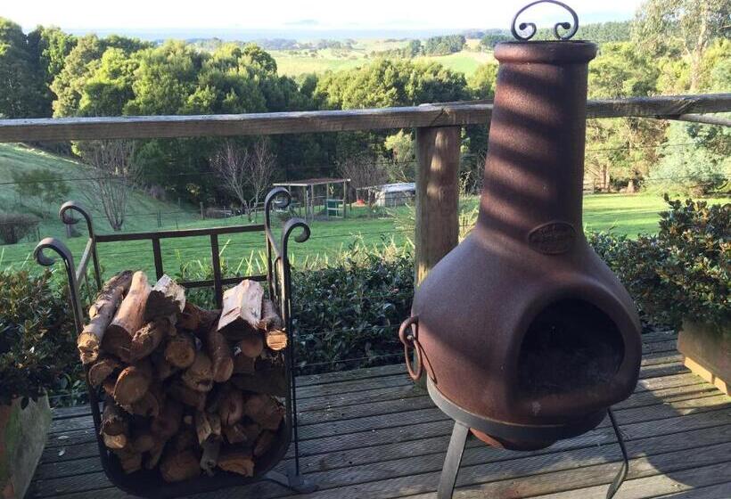 Llarrinda Bed & Breakfast