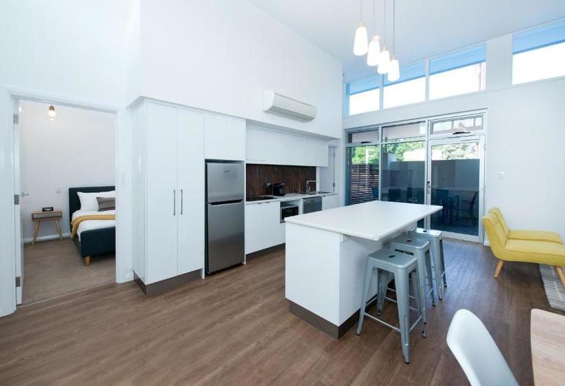 Loxton Courthouse Apartments