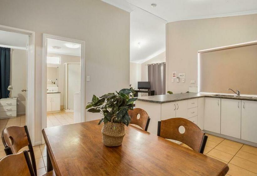 مُتل Aaok Karratha Caravan Park