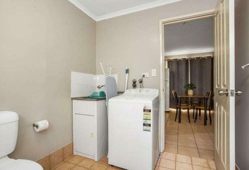 מוטל Aaok Karratha Caravan Park