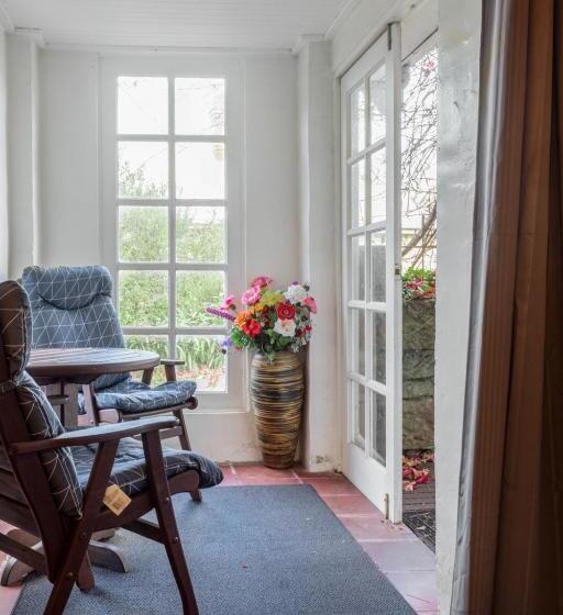 فندق على الطريق Battery Point Manor