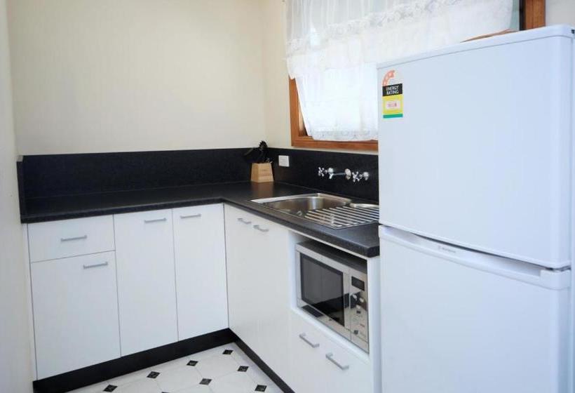 مُتل Deni Golf Resort