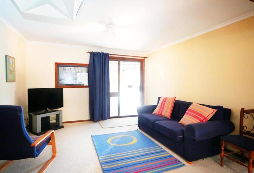 مُتل Deni Golf Resort