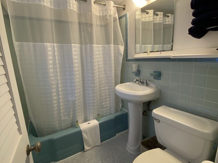 모텔 Saratoga Resort