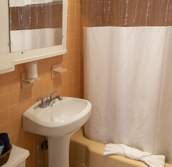 모텔 Saratoga Resort