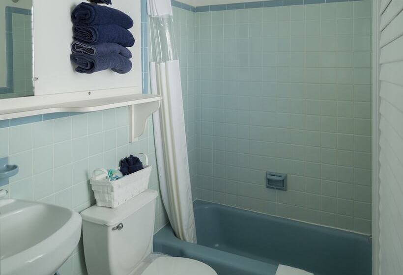 모텔 Saratoga Resort