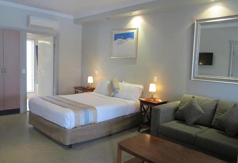 汽车旅馆  Shangri La Gardens