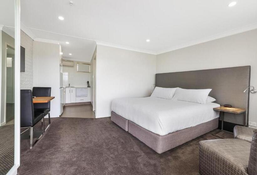 מוטל The Duck Inn Apartments