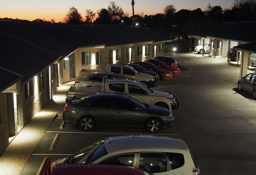 Northpoint Motel Apartments