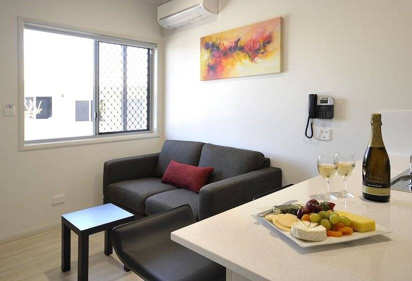 Northpoint Motel Apartments