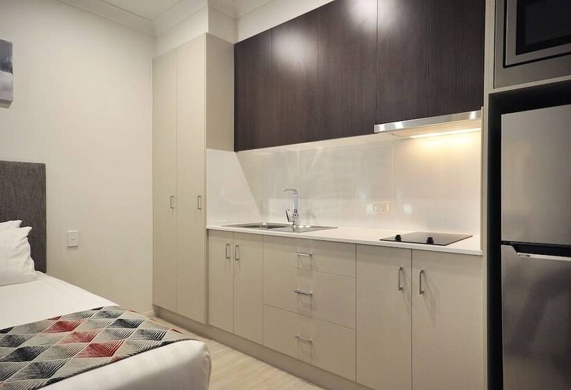 Northpoint Motel Apartments