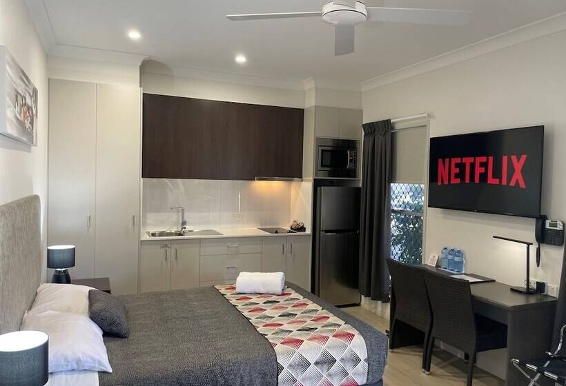 Northpoint Motel Apartments