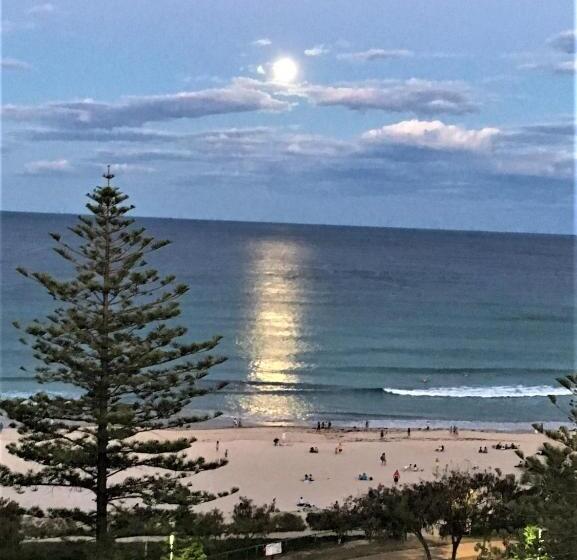 Oceania On Burleigh Beach