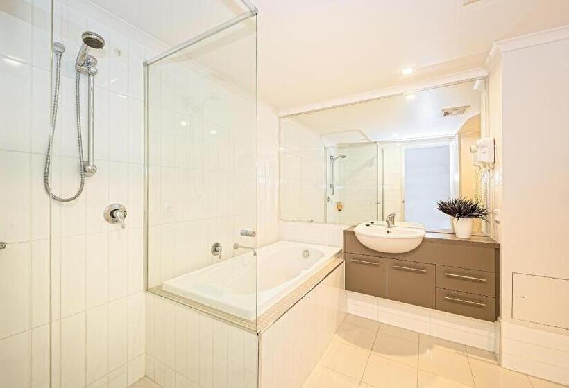 On The Bay Apartments