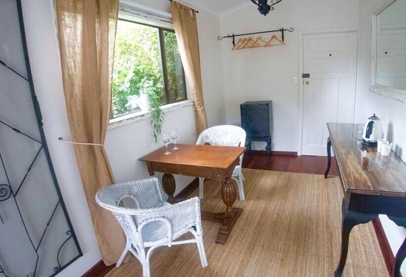 بنسيون Bakehouse  38 Restaurant & Guesthouse